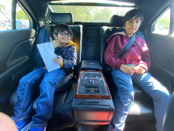 Airport Transportation Options with Car Service With Car Seats Los Angeles