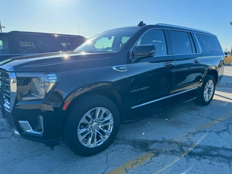 SUV Stretch Limo and Car Service Kenosha to Ohare