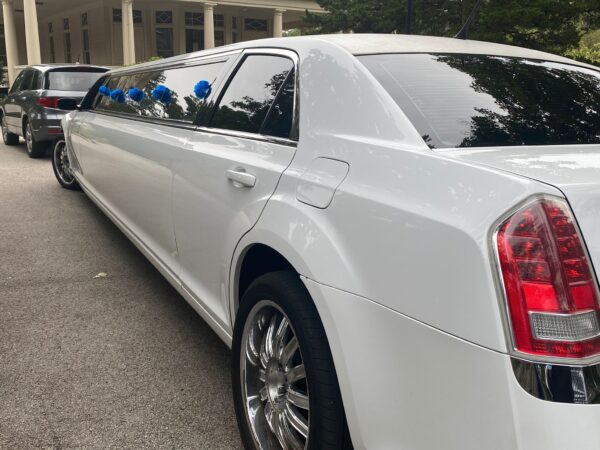 Limo Service Whitefish Bay WI